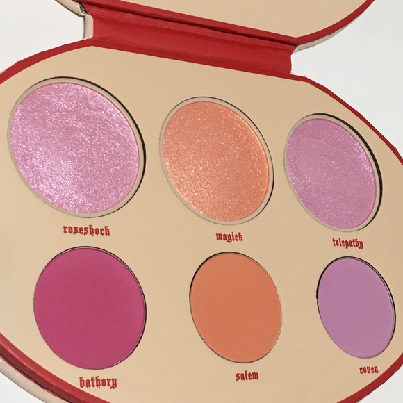 💕Kat Von D Fetish blush and highlighter pallete💕 - Picture 4 of 10